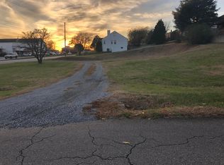 1230 Washington Ave, Vinton, VA 24179