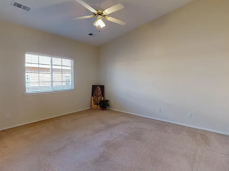 7309 Wild Olive Ave NE — Photo 22