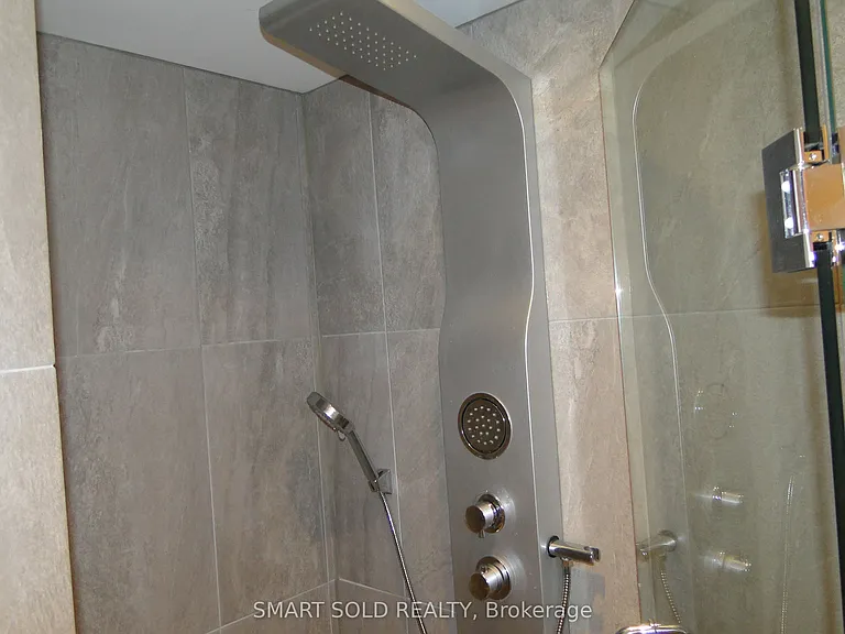 54 Muirlands Dr #BASEMENT — Photo 5