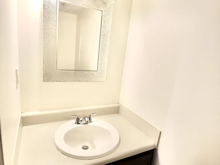 7160 Lauretta Ct — Photo 4