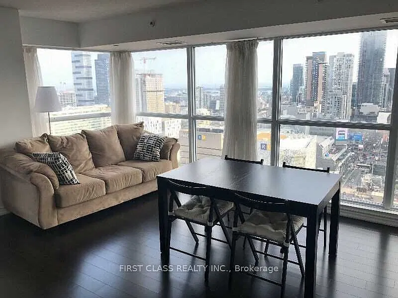 3 bed, $4,800 — Photo 2