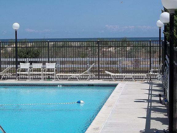 Ocean Front Pool
