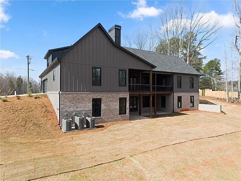3255 Tanners Mill Rd — Photo 57