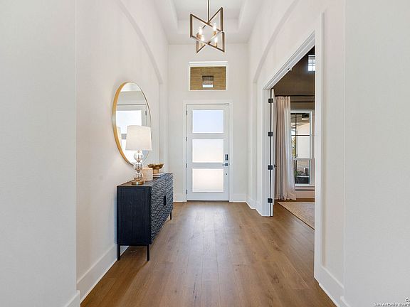 5th image of 313 JANICE AVE