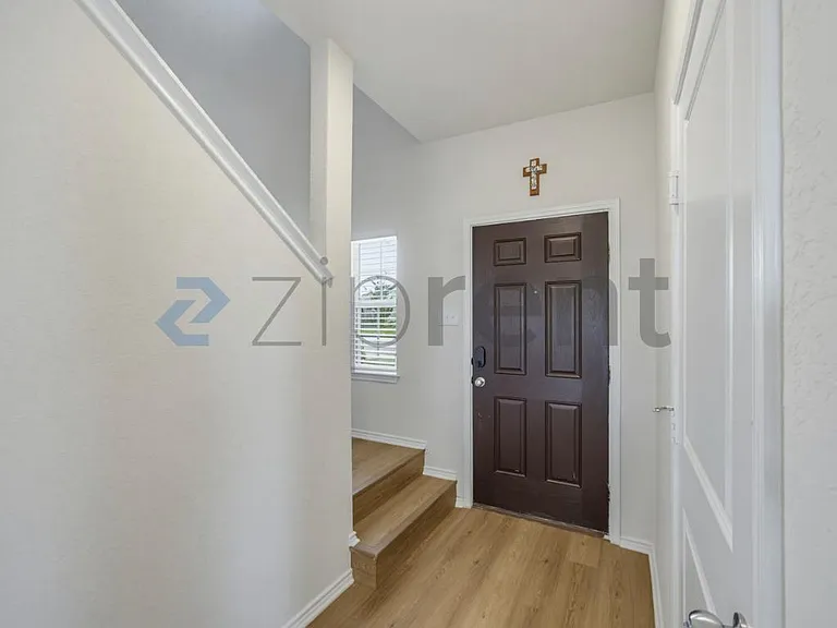 7231 Tradinghouse Ln — Photo 4