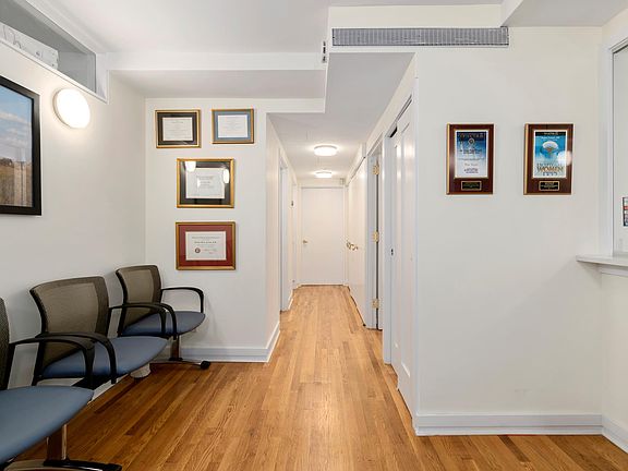 2nd image of 16 E 98th St Office 1F