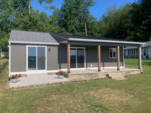 371 Adele Dr