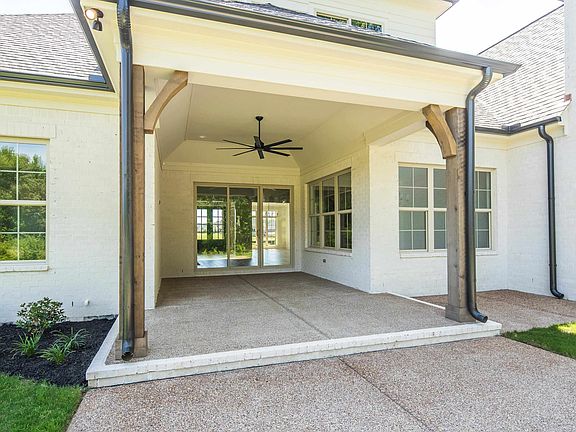 2nd image of 667 Cypress Peak Ln