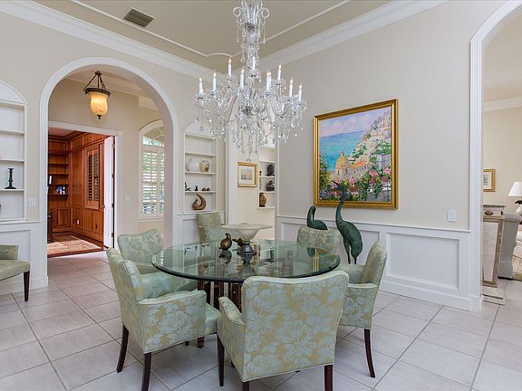 5th image of 161 Bermuda Bay Ln