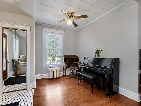 3rd image of 4217 N Lawndale Ave