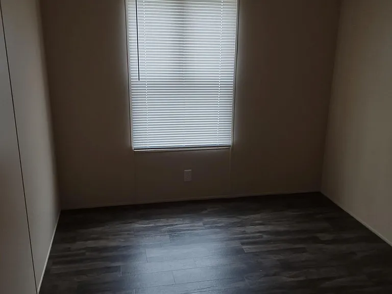 1751 E Ohio Pike #229 — Photo 4