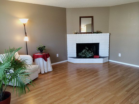 2nd image of 7101 NE 43rd St #D14