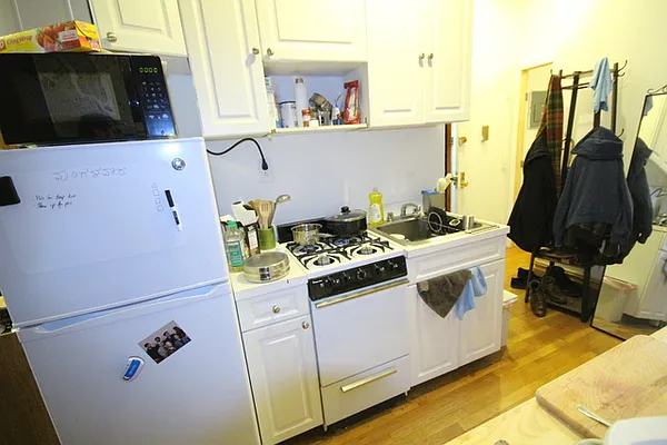 Rented by Compass | media 23