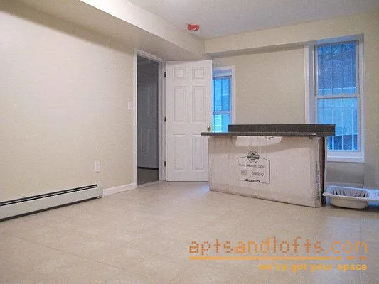 Rented by aptsandlofts.com | media 16