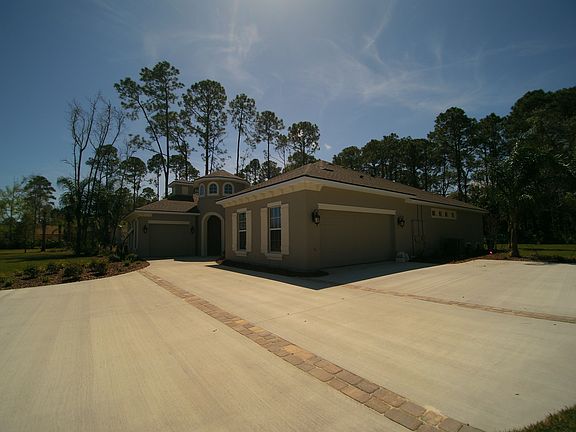 3rd image of 10 Scarlet Oak Cir