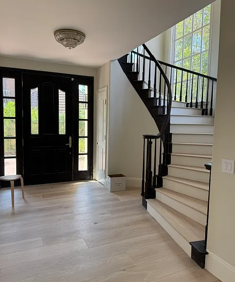 2222 Canyonback Rd — Photo 2