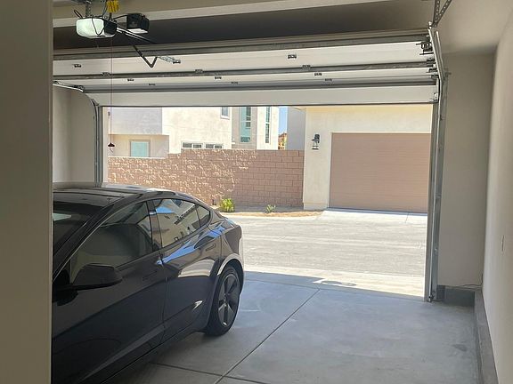 4th image of 74359 Parker Ln