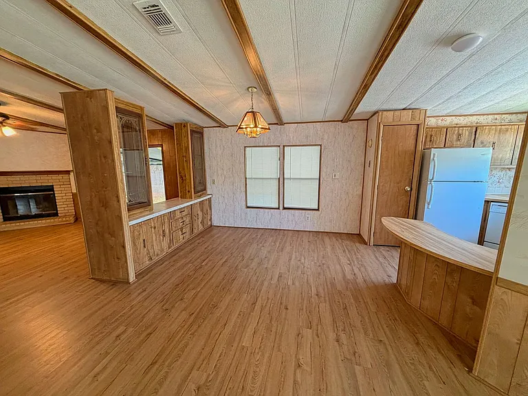 7633 Plumwood Dr — Photo 4