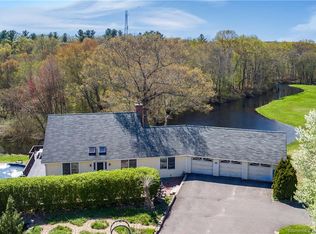 13 River Rd, Clinton, CT 06413