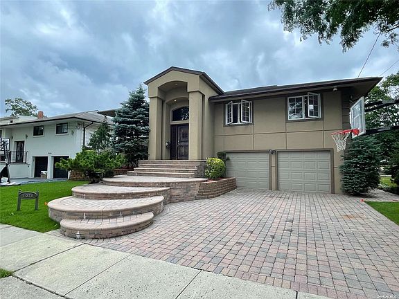 2nd image of 1038 Dartmouth Ln