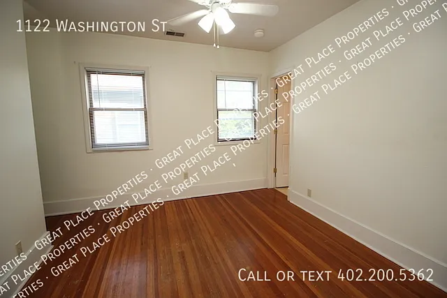 1122 Washington St — Photo 8