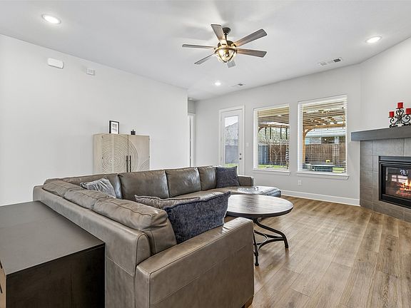 5th image of 1500 Shetland Rd