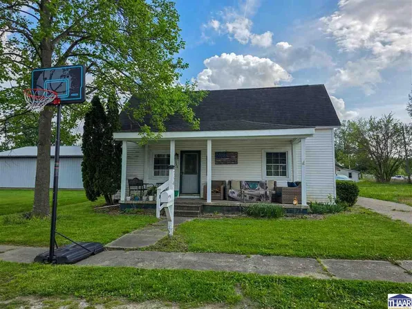 359 J St NW, Linton, IN 47441