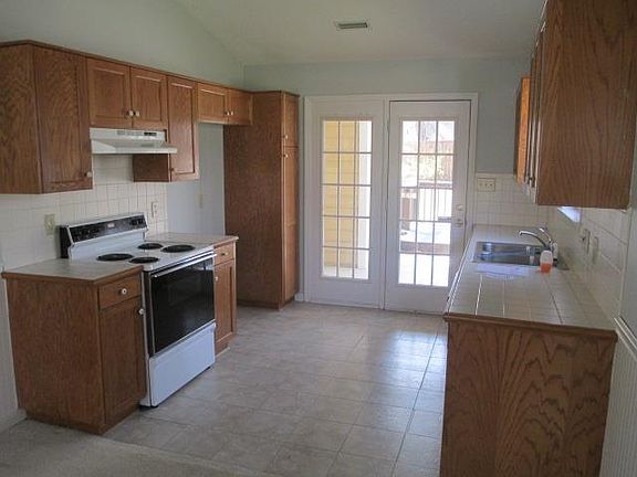 4th image of 7192 Brookridge Dr