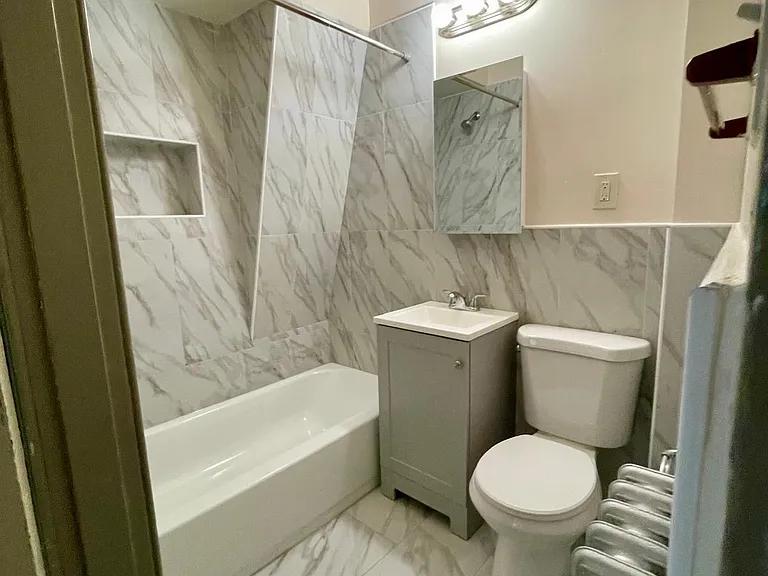 110 N 34th St #3F — Photo 5