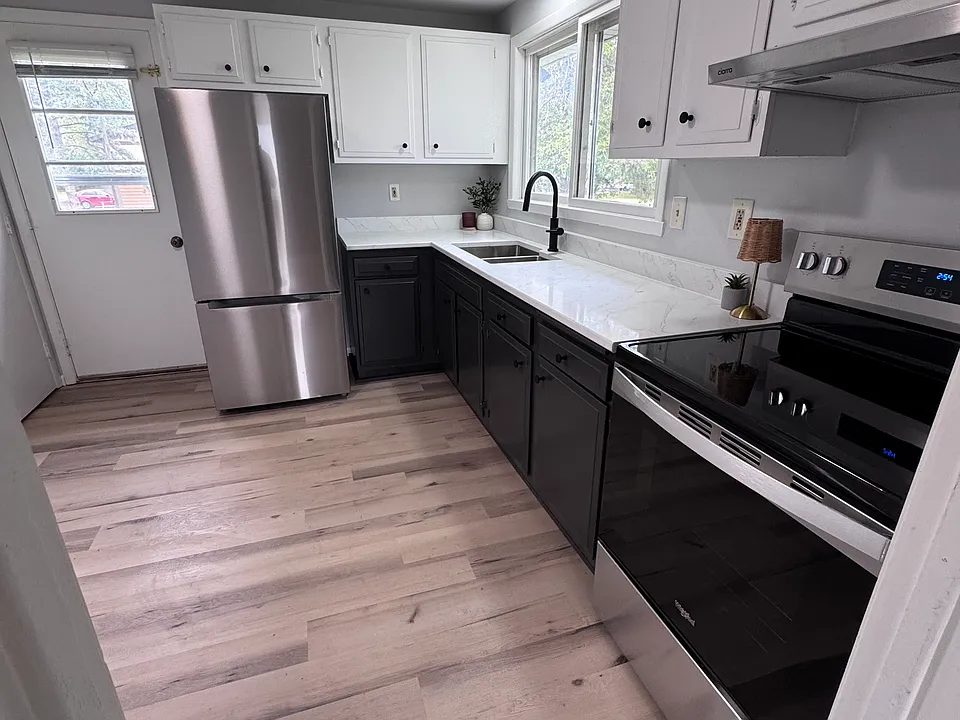 3 6th St NE #5