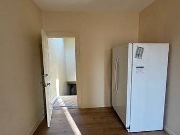 4th image of 25-20 99th St Floor 2