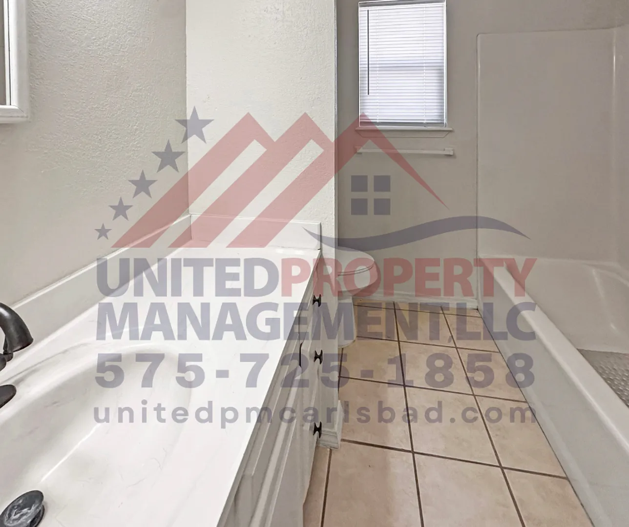 3 bedroom 2 bathroom house for rent Carlsbad NM — Photo 2