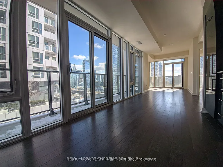 330 Richmond St W #2315 — Photo 7