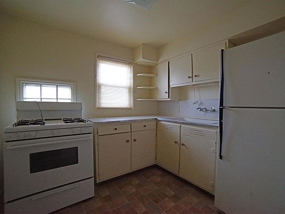 2nd image of 4911 Southern Blvd #1