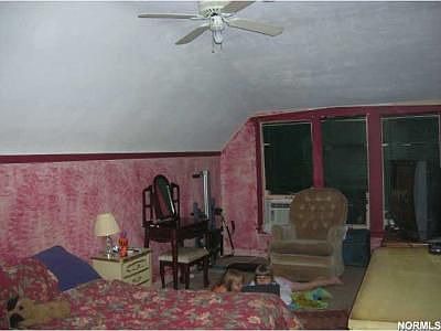 5th image of 1359 Fry Ave