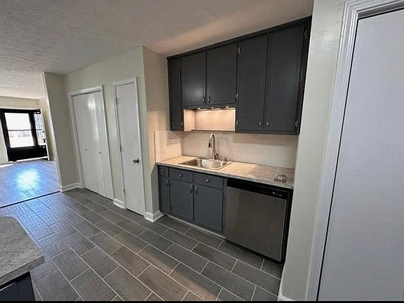 4th image of 253 Haymarket Ln #253