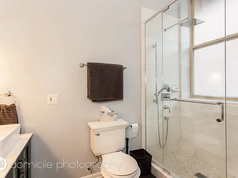 2113 W Washington Blvd #1 — Photo 11
