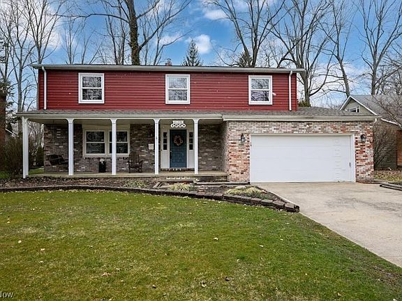 3rd image of 4028 Dryden Dr