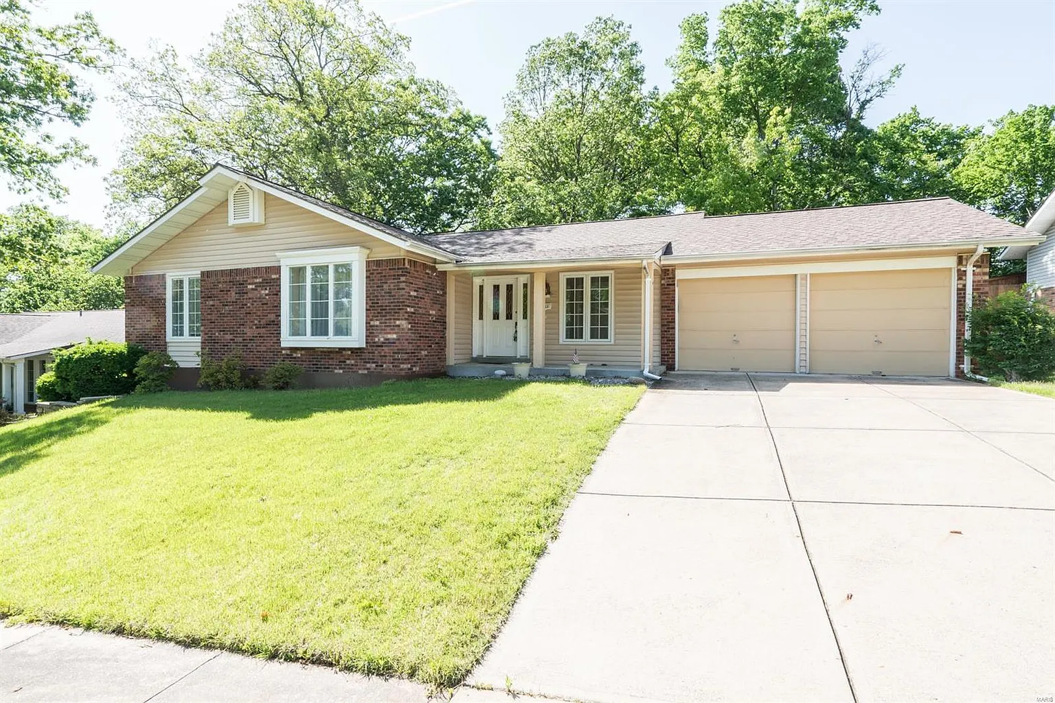 513 Clayworth Dr photo 1