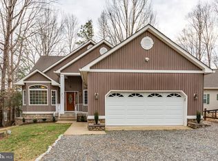 328 Lake Caroline Dr, Ruther Glen, VA 22546