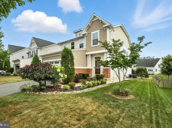 41979 Cedar Point Pl, Aldie, VA 20105