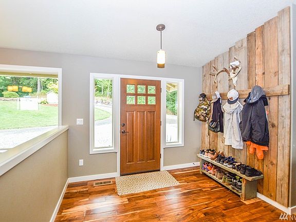 3rd image of 151 Blackburn Ln