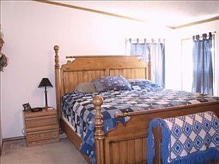 5th image of 422 Marsh Hawk Ln