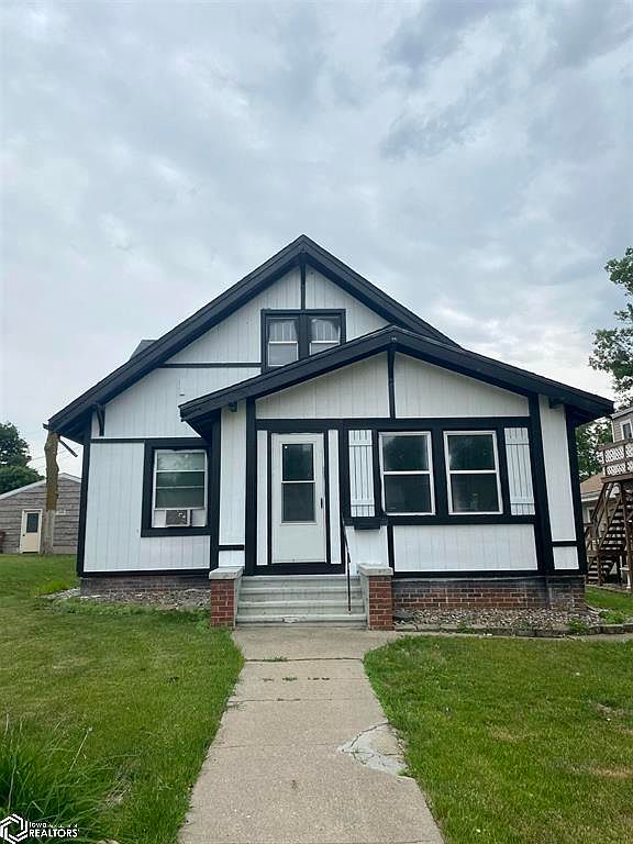 607 S Division St, Audubon, IA 50025 MLS 6308616 Zillow