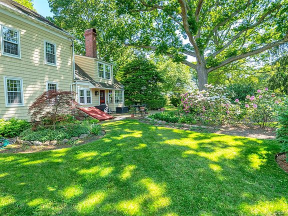 2nd image of 750 Reeve Avenue