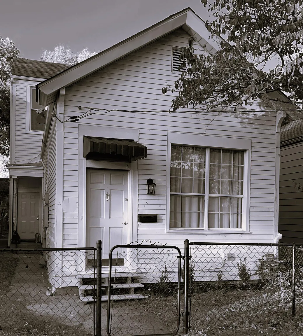 2329 Duncan St photo 1