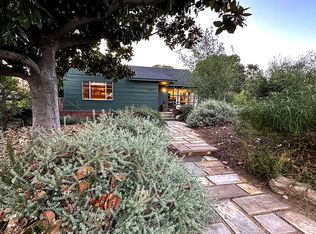 228 W Poppyfields Dr, Altadena, CA 91001