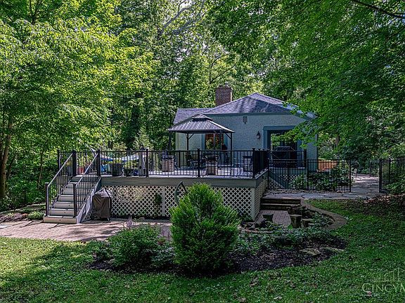 2nd image of 494 White Oak Dr