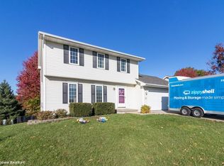 305 N 15th St, Indianola, IA 50125