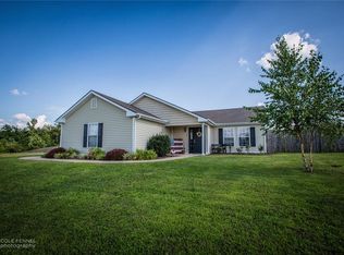 1481 Colonel Salomon Dr, Prairie Grove, AR 72753